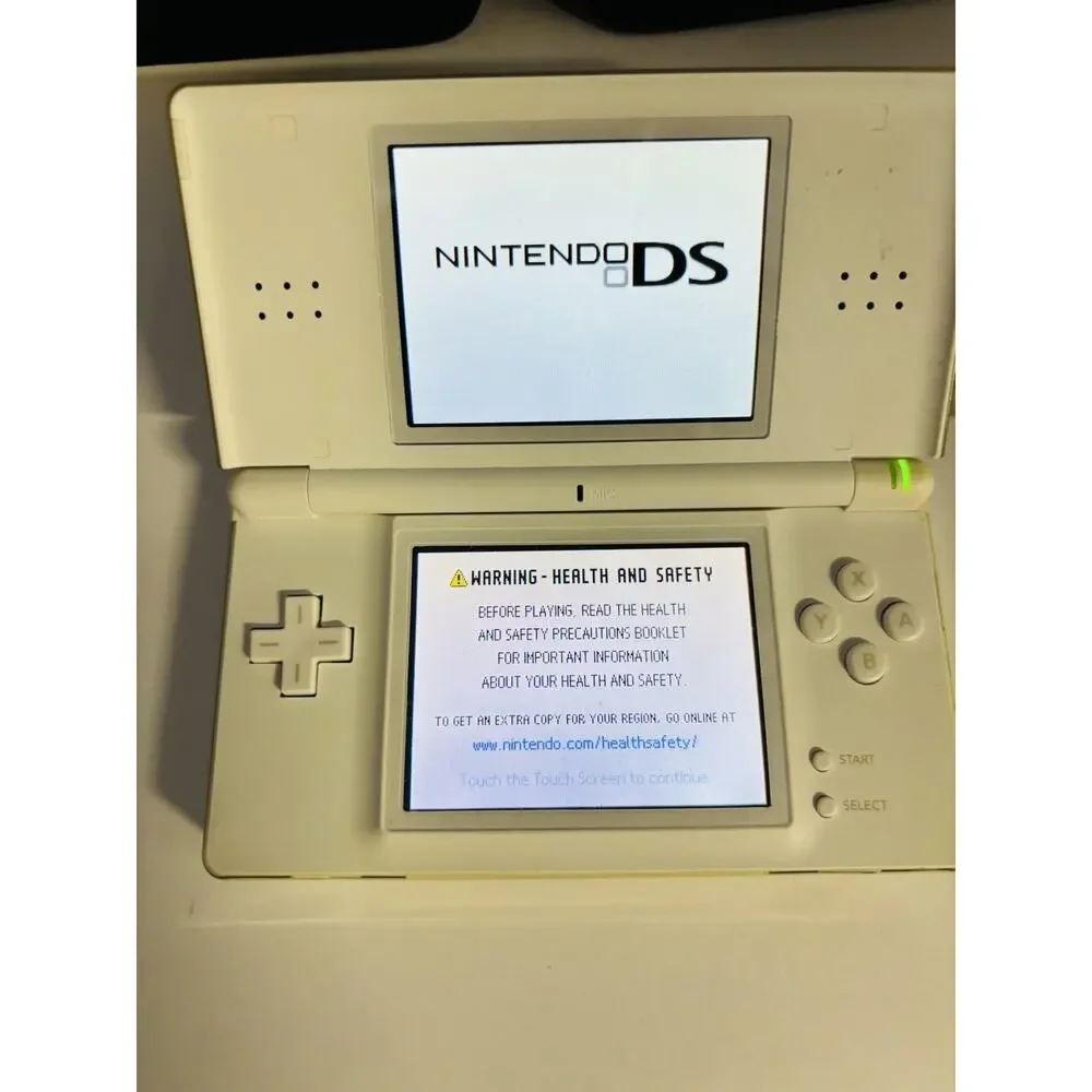 Nintendo DS Lite Handheld System White With Charger And 3ds Case Tested Works